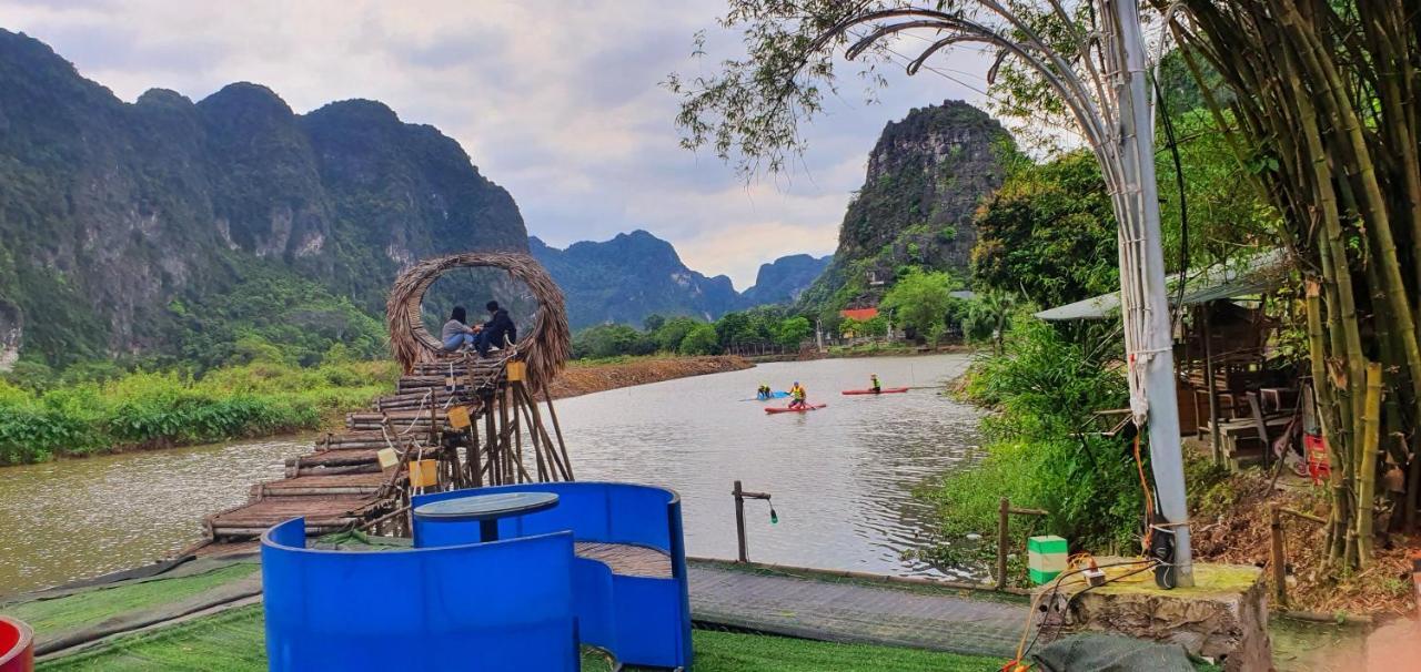 Quoc Khanh Bamboo Homestay Нин Бин Екстериор снимка