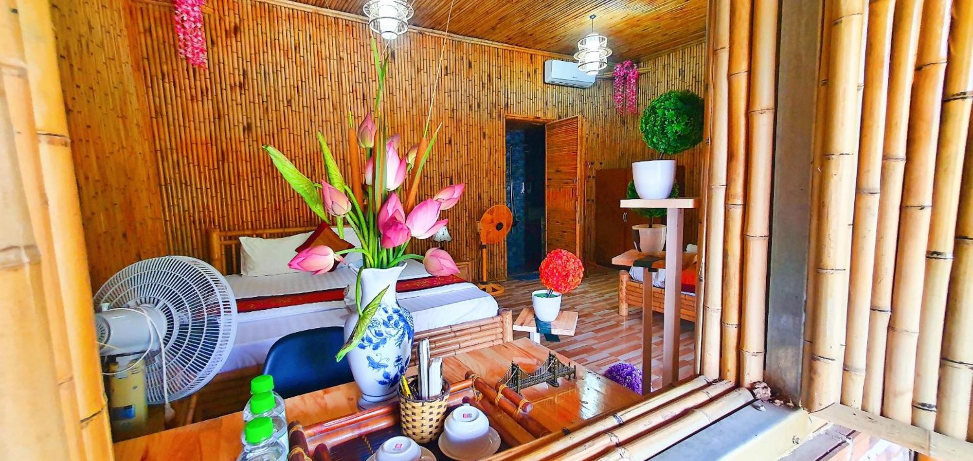 Quoc Khanh Bamboo Homestay Нин Бин Екстериор снимка