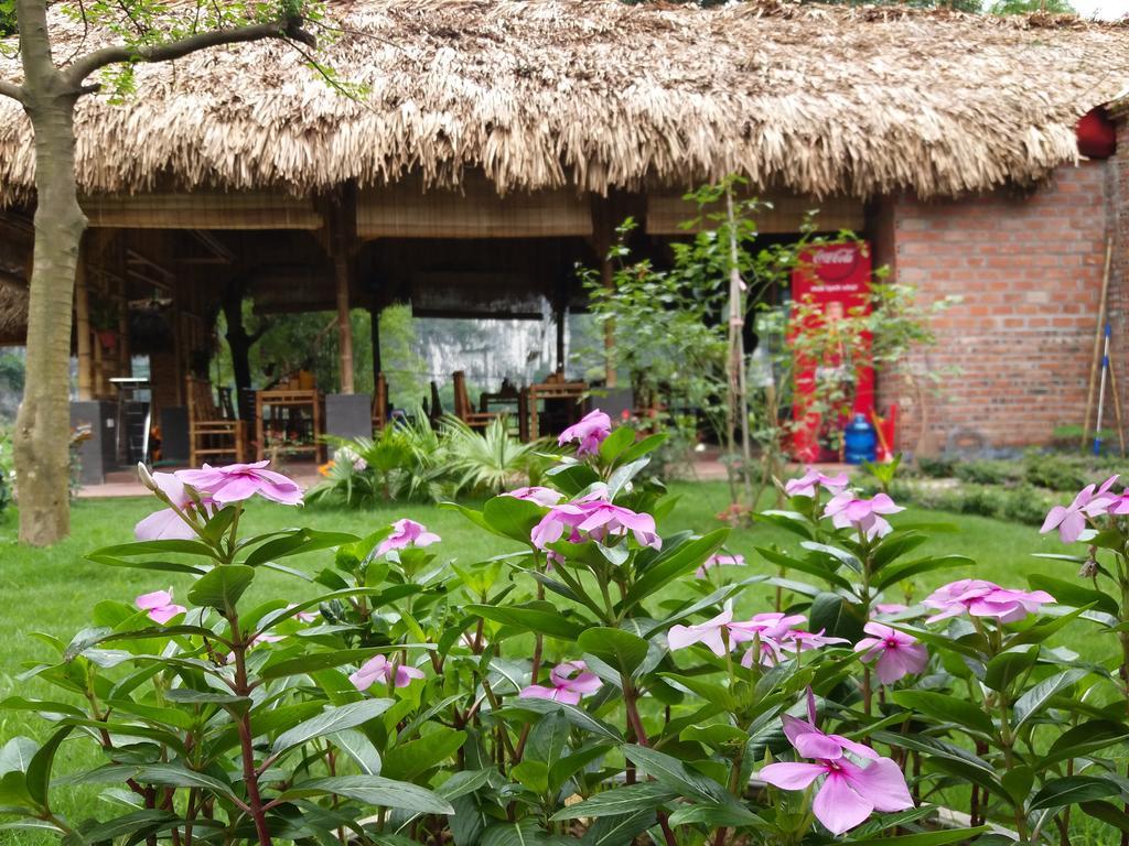 Quoc Khanh Bamboo Homestay Нин Бин Екстериор снимка