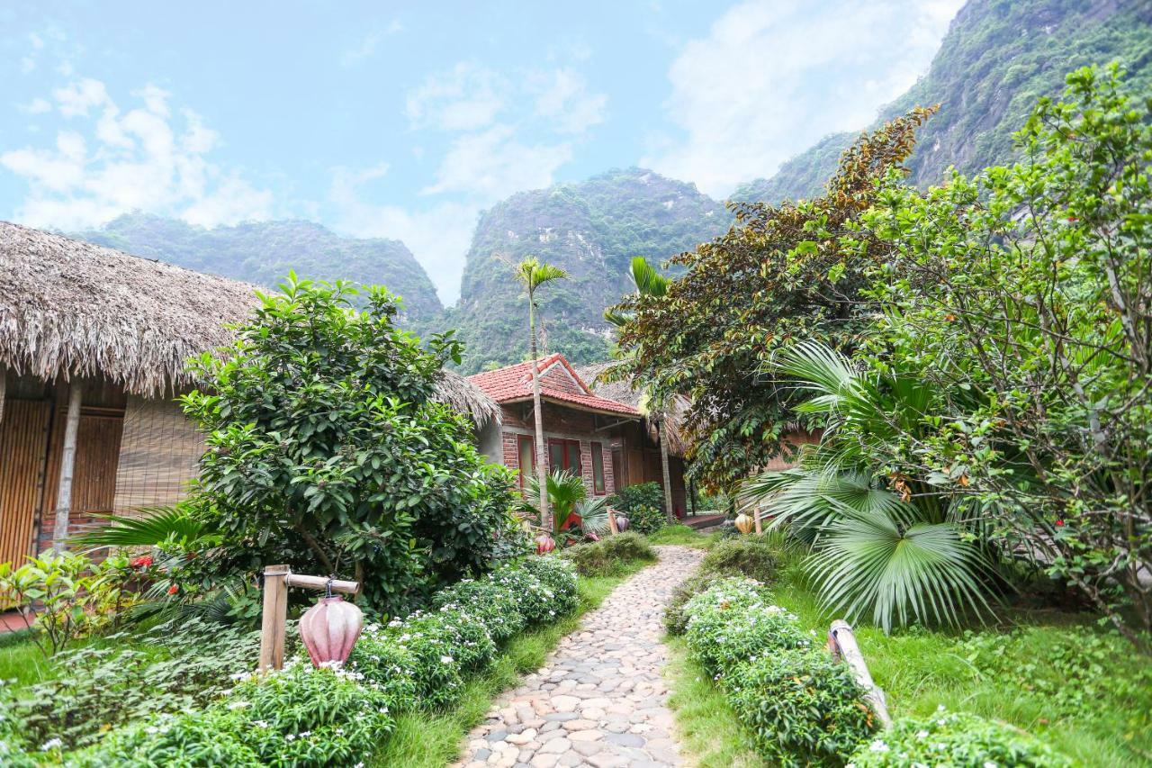 Quoc Khanh Bamboo Homestay Нин Бин Екстериор снимка