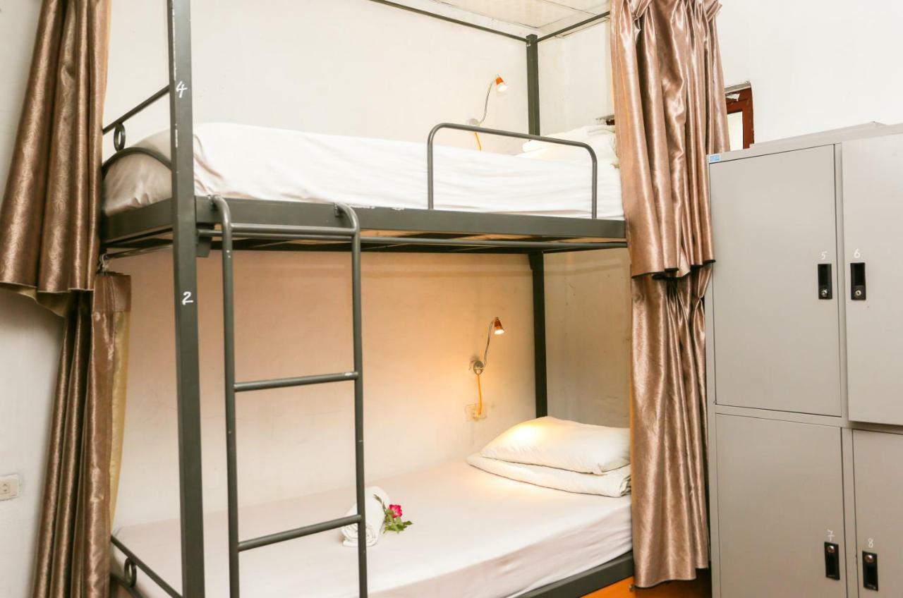 Quoc Khanh Bamboo Homestay Нин Бин Екстериор снимка