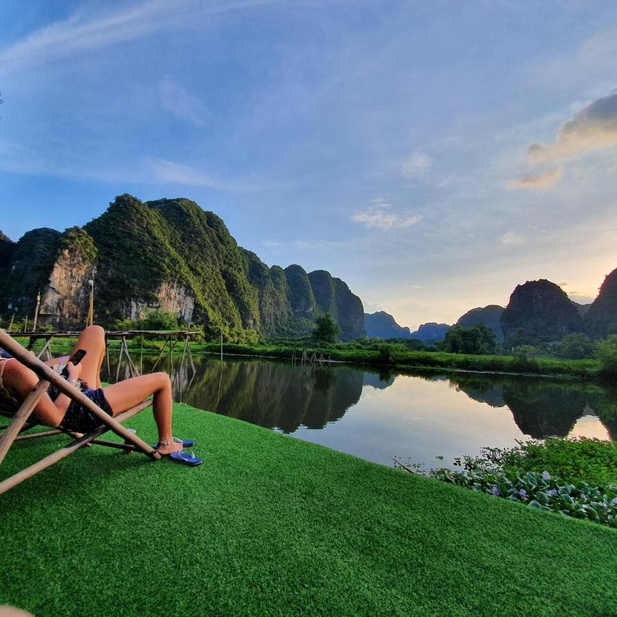 Quoc Khanh Bamboo Homestay Нин Бин Екстериор снимка